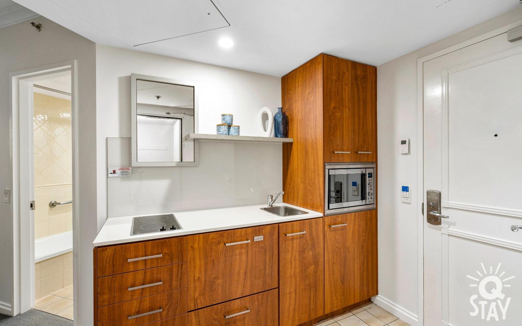 Legends Surfers Paradise Mid Week Madness Deal - Q Stay Gold Coast Exterior foto