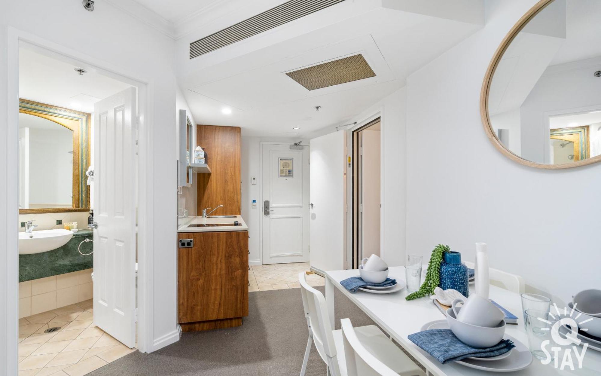 Legends Surfers Paradise Mid Week Madness Deal - Q Stay Gold Coast Exterior foto