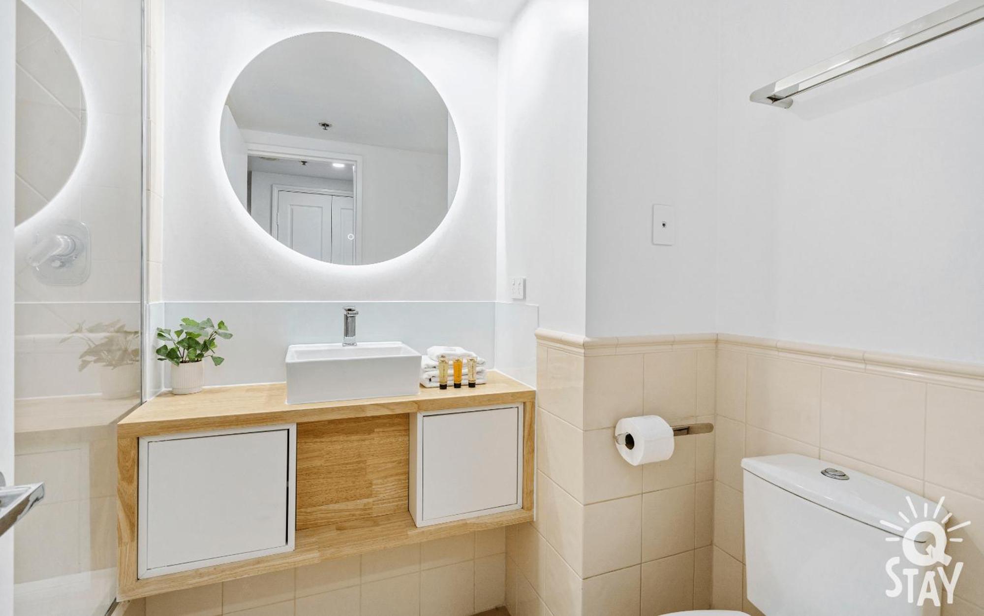 Legends Surfers Paradise Mid Week Madness Deal - Q Stay Gold Coast Exterior foto