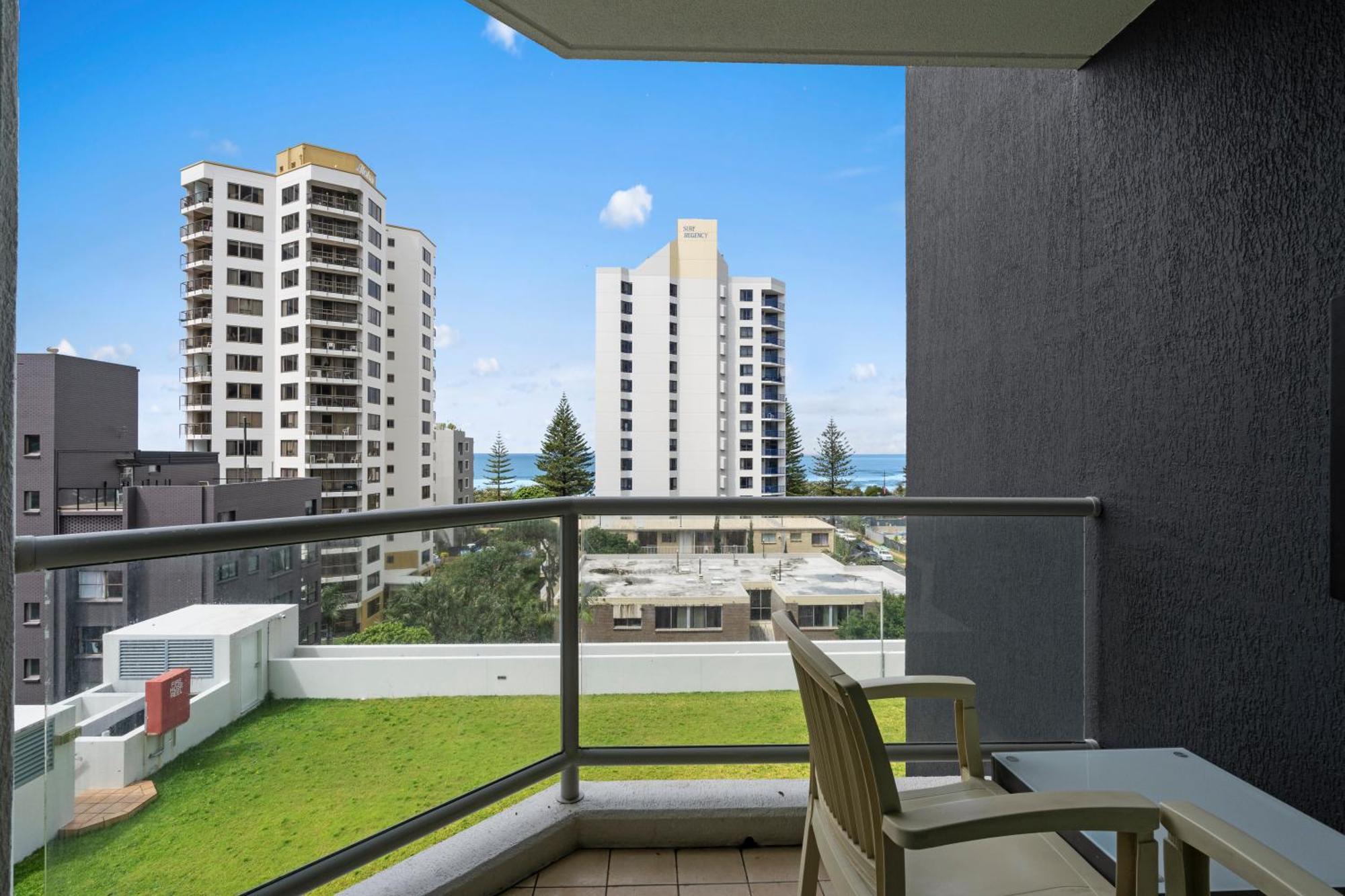 Legends Surfers Paradise Mid Week Madness Deal - Q Stay Gold Coast Exterior foto