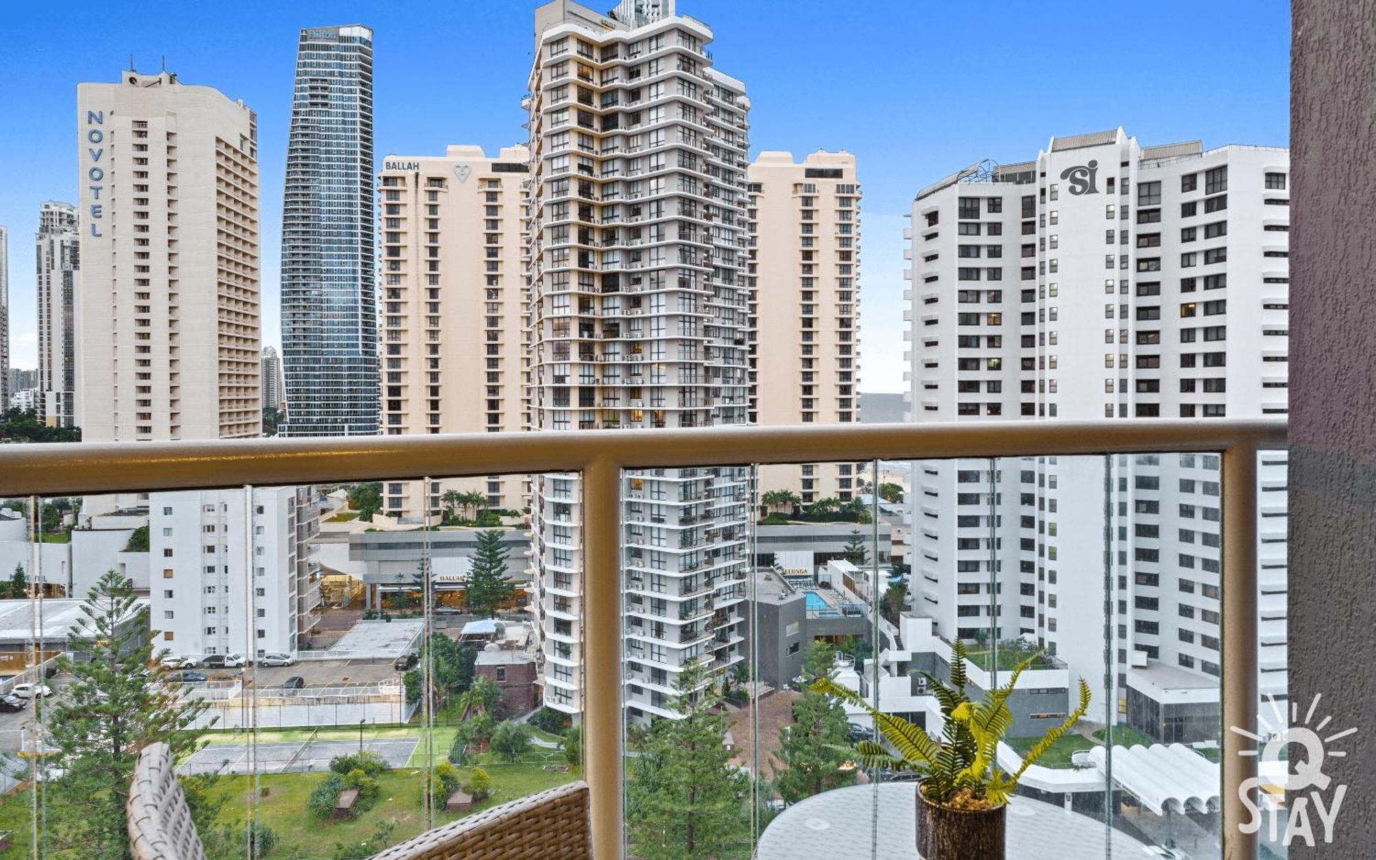 Legends Surfers Paradise Mid Week Madness Deal - Q Stay Gold Coast Exterior foto
