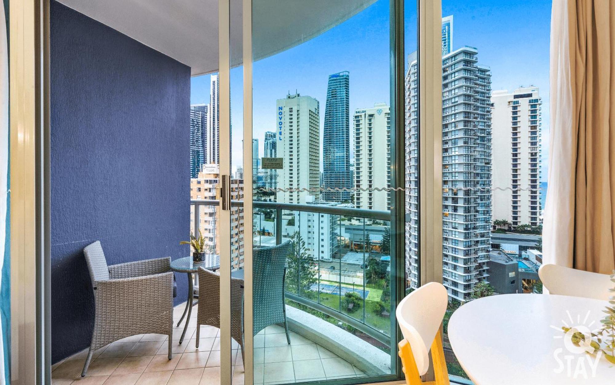 Legends Surfers Paradise Mid Week Madness Deal - Q Stay Gold Coast Exterior foto